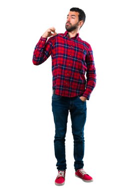 Kibirli ve kendini beğenmiş yakışıklı adam kendini kavram seviyorum