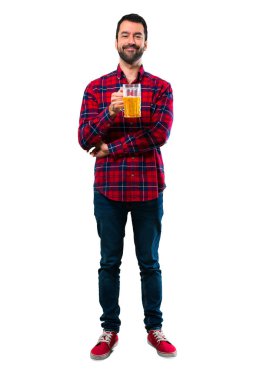 yakışıklı adam bira içmek