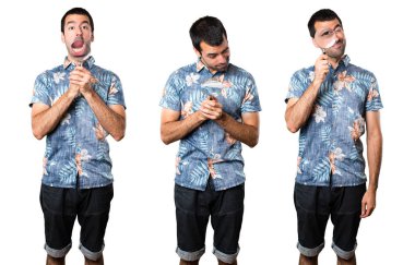 Büyüteç ile çiçek forması ile yakışıklı adamın ayarla