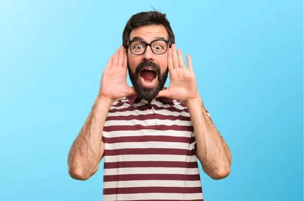 Hombre Con Gafas Haciendo Gesto Sorpresa Sobre Fondo Colorido —  Fotos de Stock