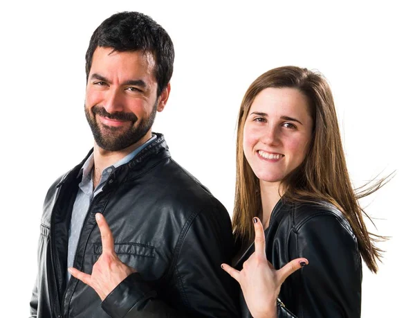 Boynuz jest yapma arkadaşlar