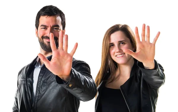 Dos Amigos Posando Sobre Fondo Blanco —  Fotos de Stock