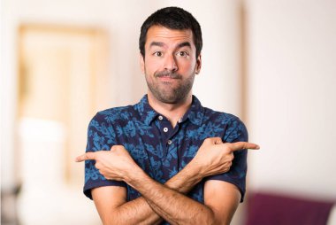 Esmer adam odada şüpheleri Laterallerin işaret