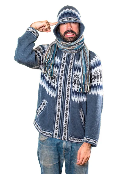 Mann Mit Winterkleidung Macht Verrückte Geste — Stockfoto