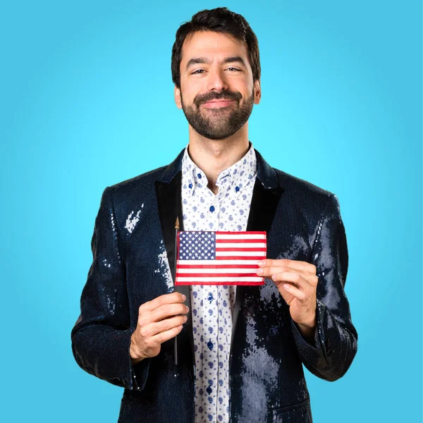 Человек Куртке Американским Флагом Красочном Фоне — стоковое фото