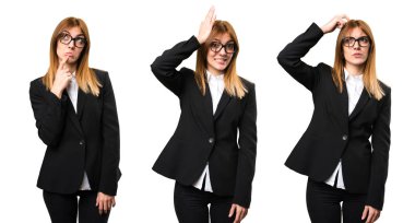 Genç iş kadını şüpheleri kümesi