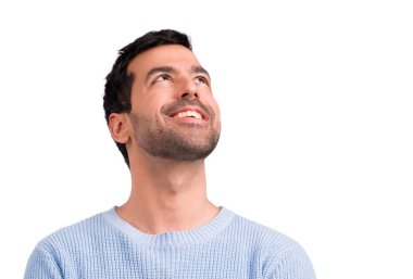 Yakışıklı adam stand ve ararken