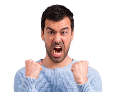 Yakışıklı adam Öfkeli öfkeli jest olarak rahatsız