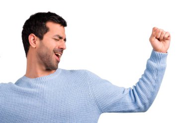 Müzik ve dans yakışıklı adam