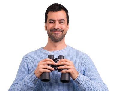 Siyah dürbün ile mavi kazaklı adam