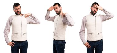 Yelek ateş ile yakışıklı adamın ayarla