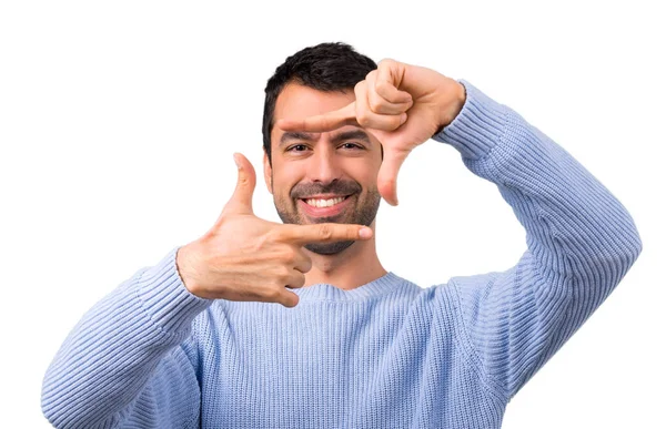 Hombre Con Suéter Azul Enfocando Cara Símbolo Encuadre — Foto de Stock