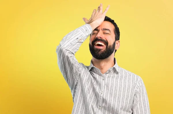 Schöner Mann Mit Bart Der Die Lösung Herbeiführen — Stockfoto