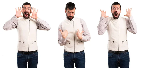 Conjunto Homem Bonito Com Colete Fazendo Gesto Surpresa — Fotografia de Stock