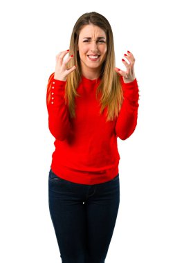 Genç Sarışın kadın kızgın ve Öfkeli öfkeli jest olarak