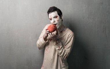 Terrorific zombi bir beyin yeme. Cadılar Bayramı tatil