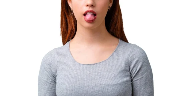 Junge Rothaarige Mädchen Macht Lustig Und Verrückt Gesicht Emotion — Stockfoto
