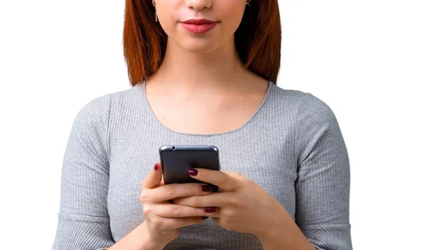 Jovem Ruiva Usando Telefone Celular — Fotografia de Stock
