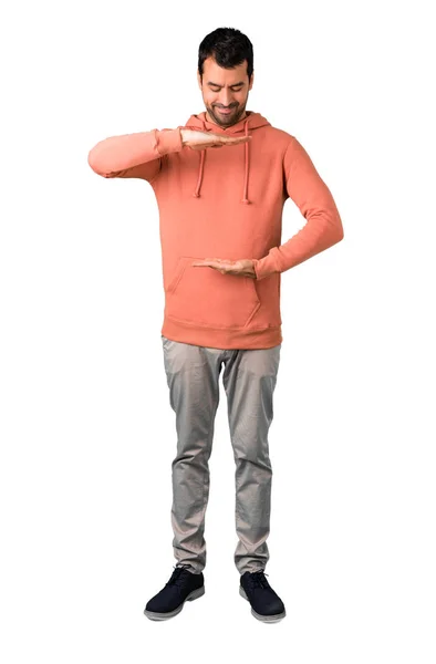 Corpo Inteiro Homem Uma Camisola Rosa Segurando Espaço Cópia Imaginário — Fotografia de Stock