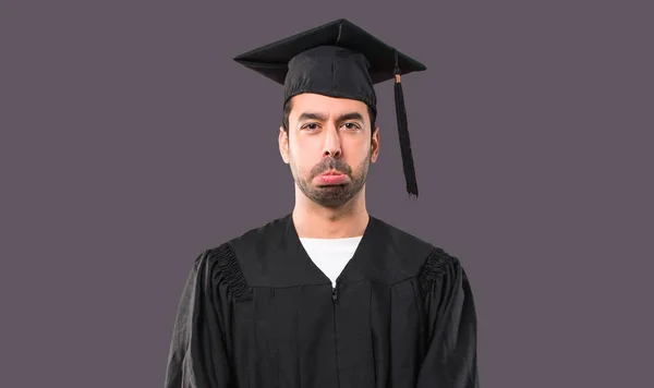 Man Zijn Graduatie Dag Universiteit Met Droevige Depressief Expressie Ernstige — Stockfoto