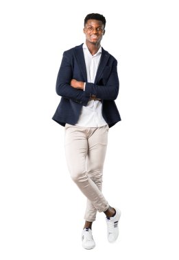 Afro-Amerikan yakışıklı silah tutmak bir ceket tam vücut beyaz arka plan üzerinde çarpı işareti