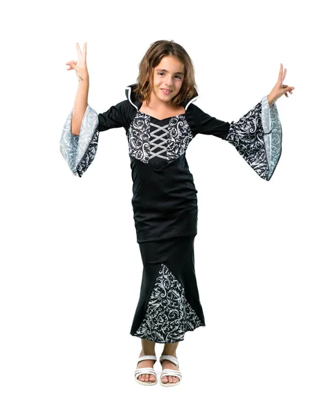 Full Lenght Una Bambina Vestita Vampiro Feste Halloween Sorridente Mostrando — Foto Stock