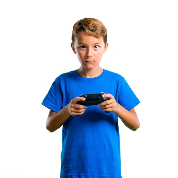 Full Length Kid Giocare Console Sfondo Bianco Isolato — Foto Stock