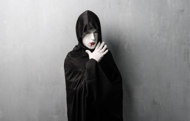 Vampir kostümü için Cadılar Bayramı tatil