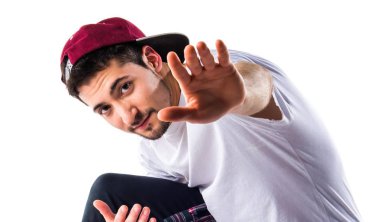 Adam dans sokak dansı