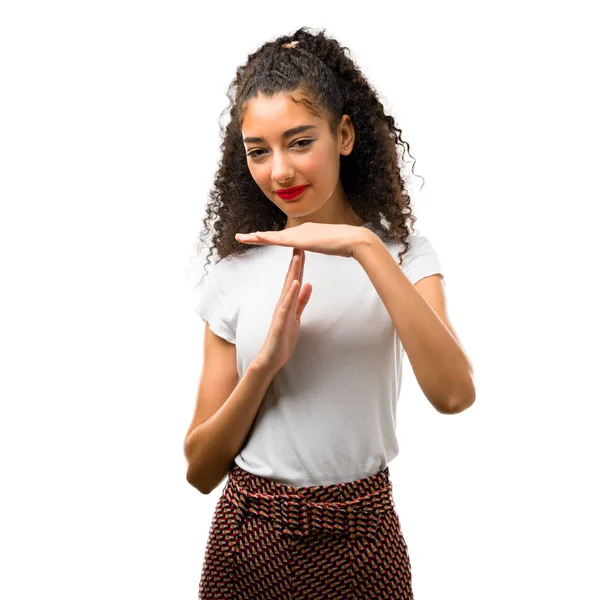 Junges Mädchen Mit Lockigem Haar Macht Stop Geste Mit Ihrer — Stockfoto