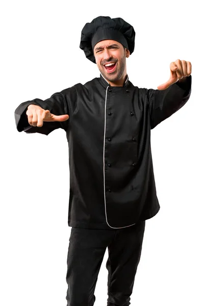 Chef Hombre Uniforme Negro Señalando Con Dedo Alguien Riendo Mucho —  Fotos de Stock