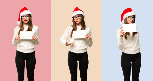 Conjunto Chica Con Celebración Las Fiestas Navidad Con Cartel Blanco — Foto de Stock