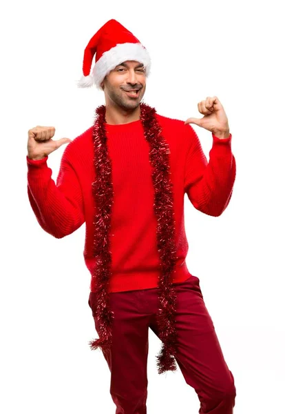Człowiek Czerwone Ubrania Okazji Świąt Bożego Narodzenia Dumny Zadowolony Siebie — Zdjęcie stockowe