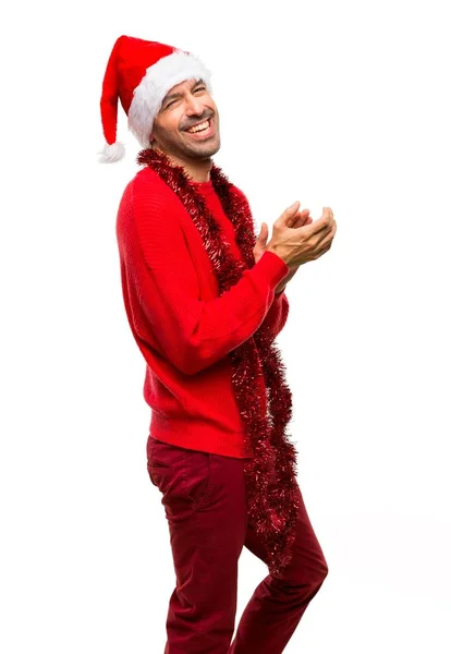 Człowiek Czerwone Ubrania Okazji Świąt Bożego Narodzenia Brawo Prezentacji Podczas — Zdjęcie stockowe