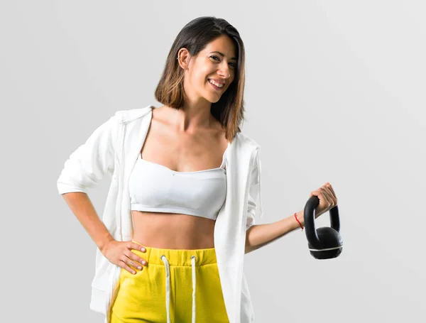 Esporte Mulher Com Kettlebell Fundo Cinza — Fotografia de Stock