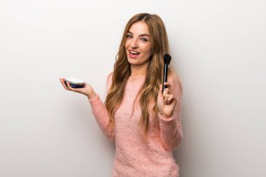 Genç cevherleri makyaj fırça ve nemlendirici