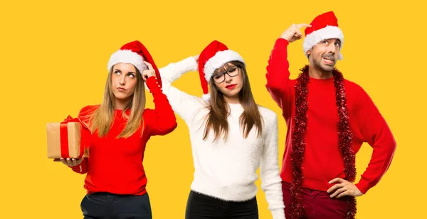 Eine Gruppe Von Menschen Blonde Frau Verkleidet Für Die Weihnachtsfeiertage — Stockfoto