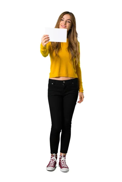 Uma Foto Completa Uma Jovem Com Suéter Amarelo Segurando Cartaz — Fotografia de Stock