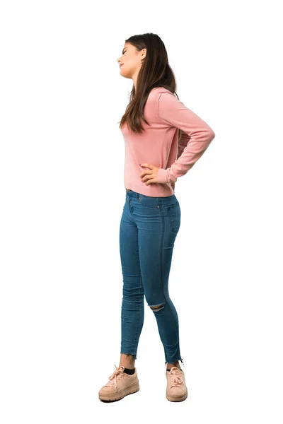 Полнометражный Снимок Девочки Подростка Розовой Рубашке Страдающей Боли Спине Сделала — стоковое фото
