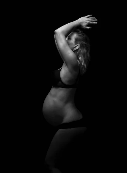 Όμορφη Ξανθιά Έγκυος Γυναίκα — Φωτογραφία Αρχείου