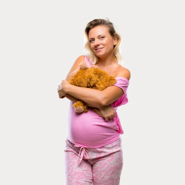 Gravid Kvinna Pyjamas Med Uppstoppade Djur Isolerade Grå Bakgrund — Stockfoto