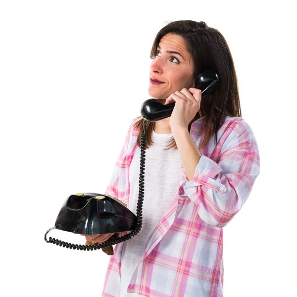 Menina Falando Com Telefone Vintage — Fotografia de Stock