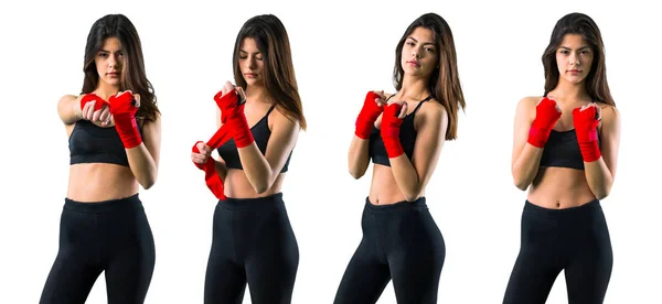 Ensemble Jeune Fille Sportive Avec Gants Boxe — Photo