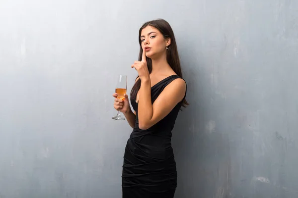 Tiener Meisje Met Champagne Viering Van Nieuwjaar 2019 Tonen Een — Stockfoto
