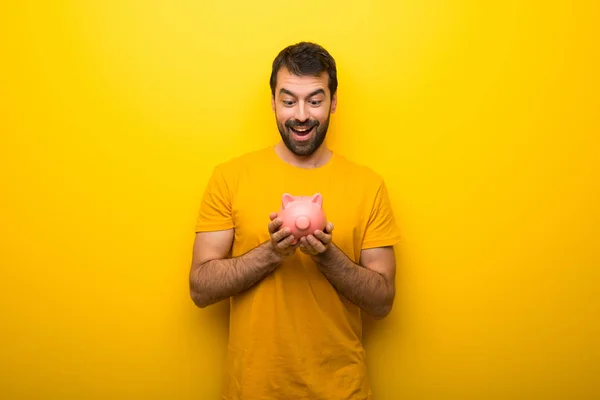 Homme Sur Isolé Vibrant Couleur Jaune Tenant Une Grande Tirelire — Photo