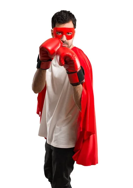 Superhero Człowiek Maska Czerwona Peleryna Rękawice Bokserskie Białym Tle — Zdjęcie stockowe