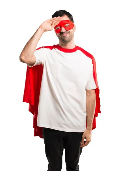 Superhrdina Muž Maskou Červená Pelerína Unavený Nemocný Výraz Izolované Bílém — Stock fotografie