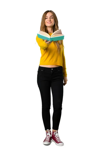 Uma Foto Completa Uma Jovem Com Suéter Amarelo Segurando Livro — Fotografia de Stock