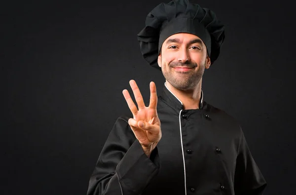 Chef Hombre Uniforme Negro Feliz Contando Tres Con Los Dedos —  Fotos de Stock