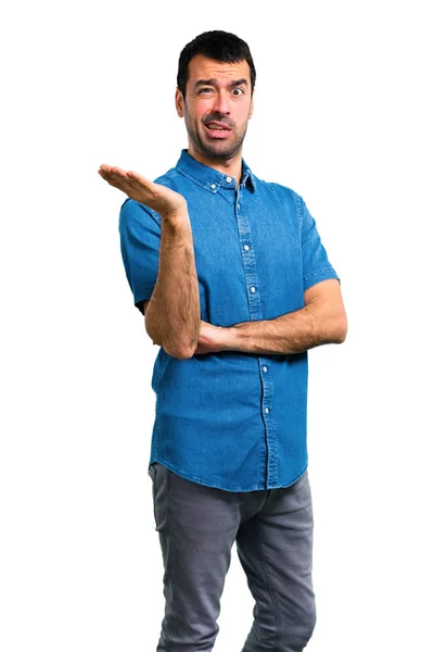 Beau Homme Avec Chemise Bleue Malheureux Frustré Par Quelque Chose — Photo